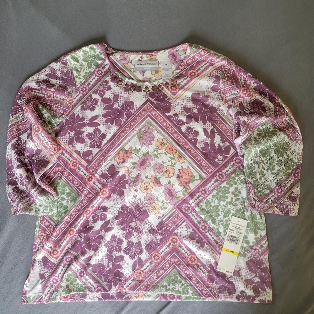 Alfred Dunner Aztec Floral Pullover Top With Lace Sleeves - Petite M - NWT